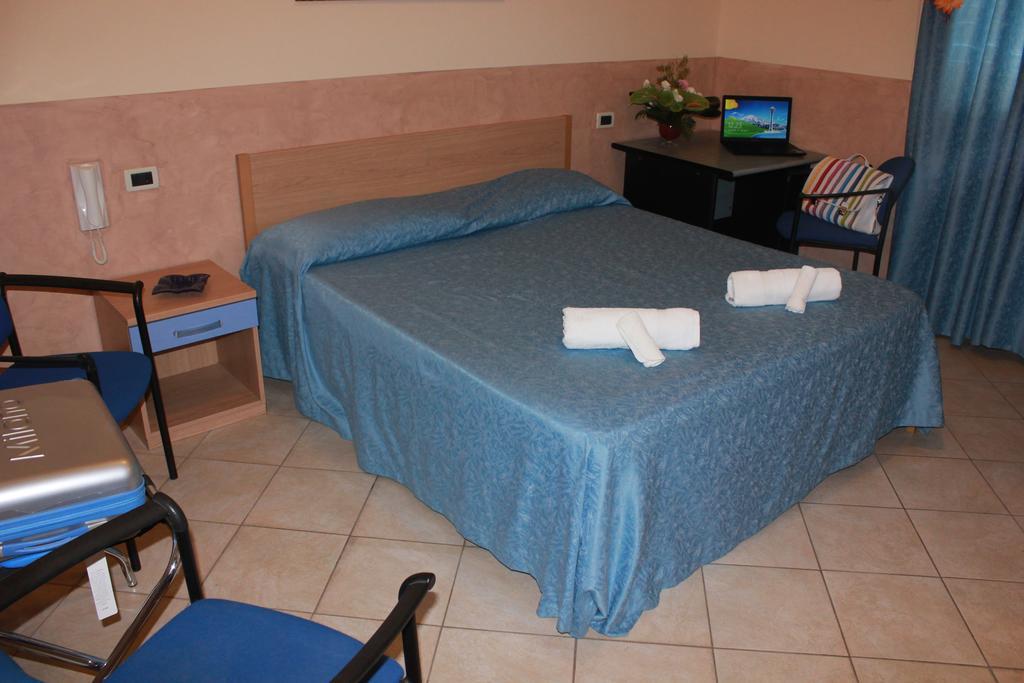Affittacamere Indios Cerda Habitación foto